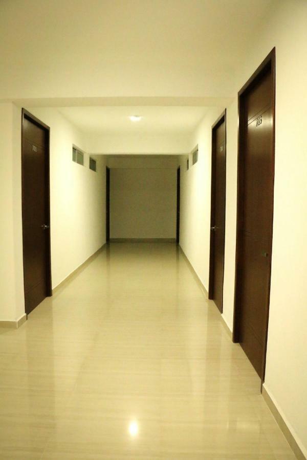 Hotel Rru プエブラ エクステリア 写真